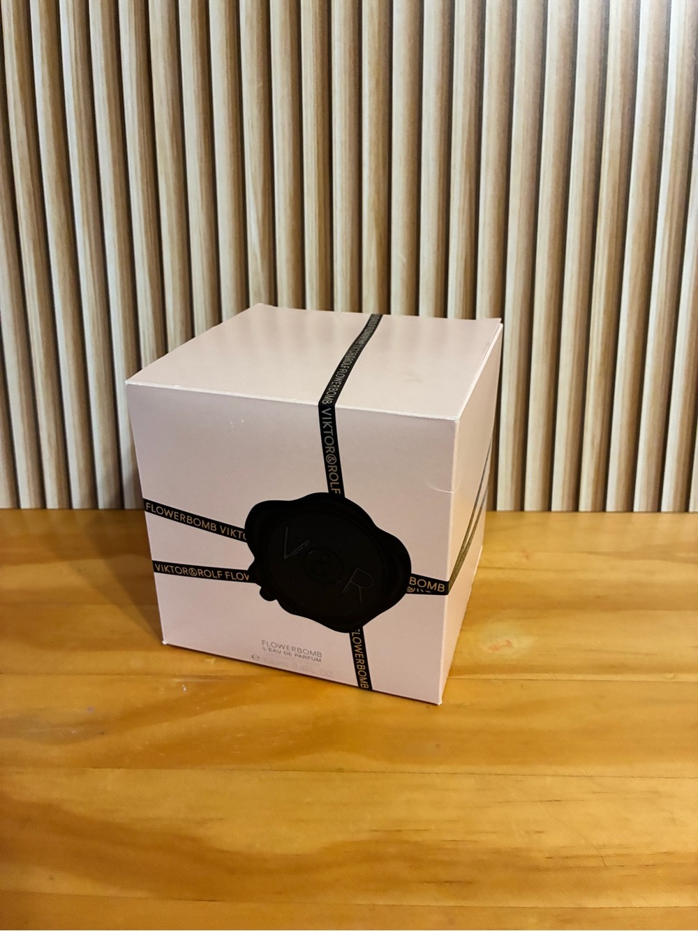 Viktor & Rolf Flowerbomb Eau de Parfum 3.4 oz / 100 mL NIB Authentic